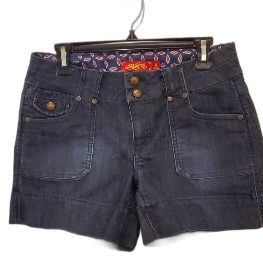 Short Pants - Core